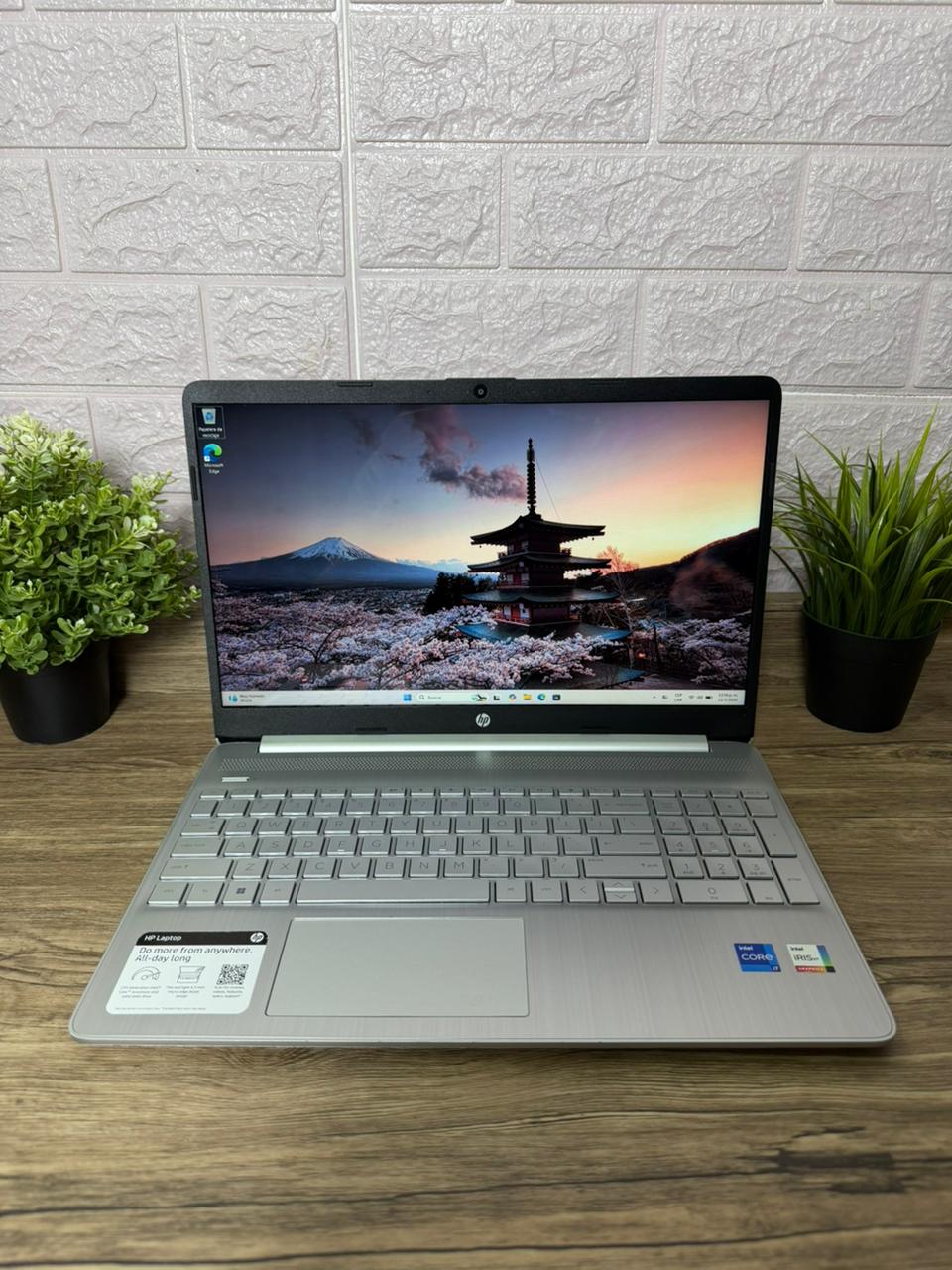 HP Laptop 15 i7 12th Gen