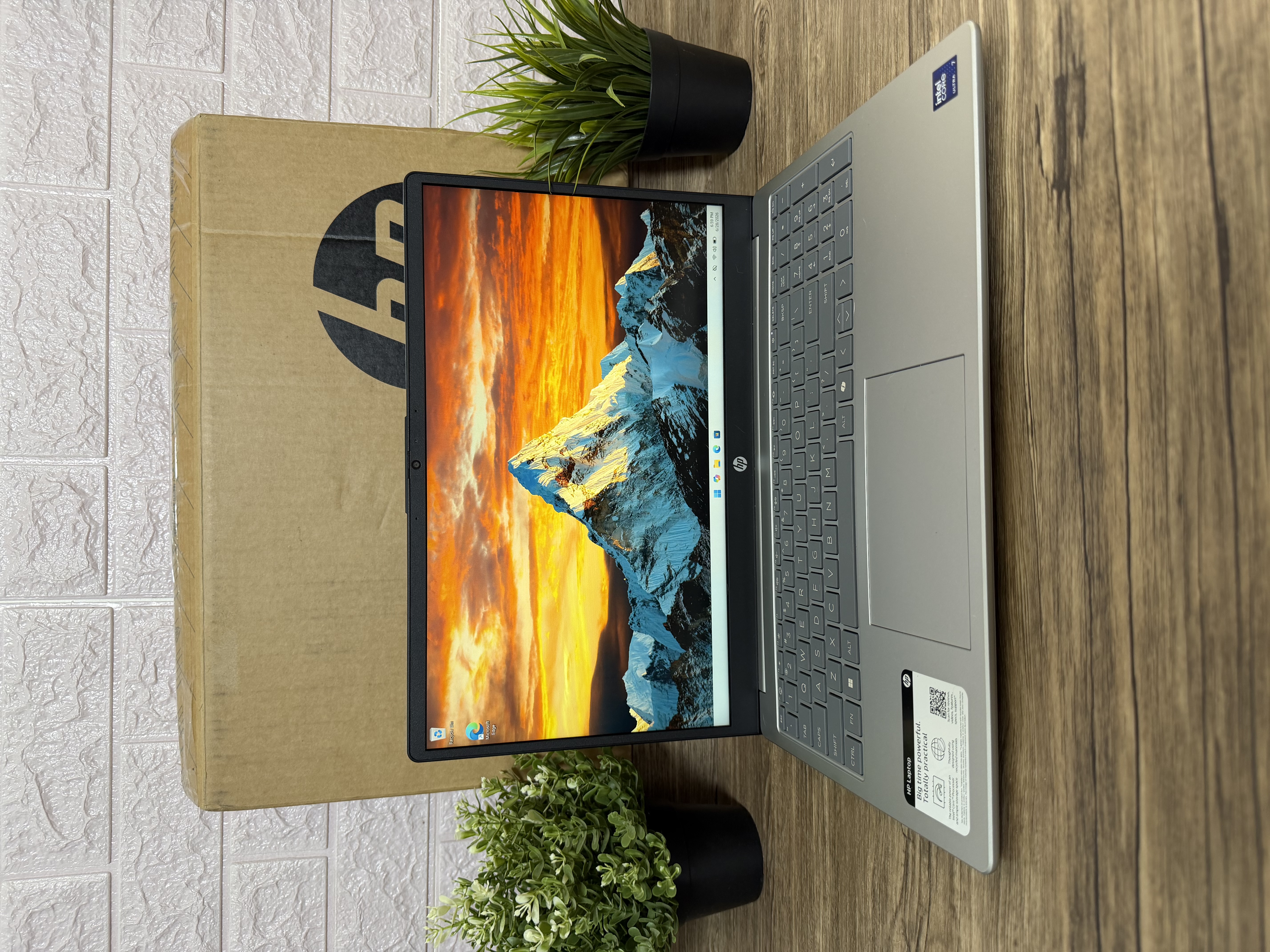 HP Laptop 15 Intel Ultra 7 255U