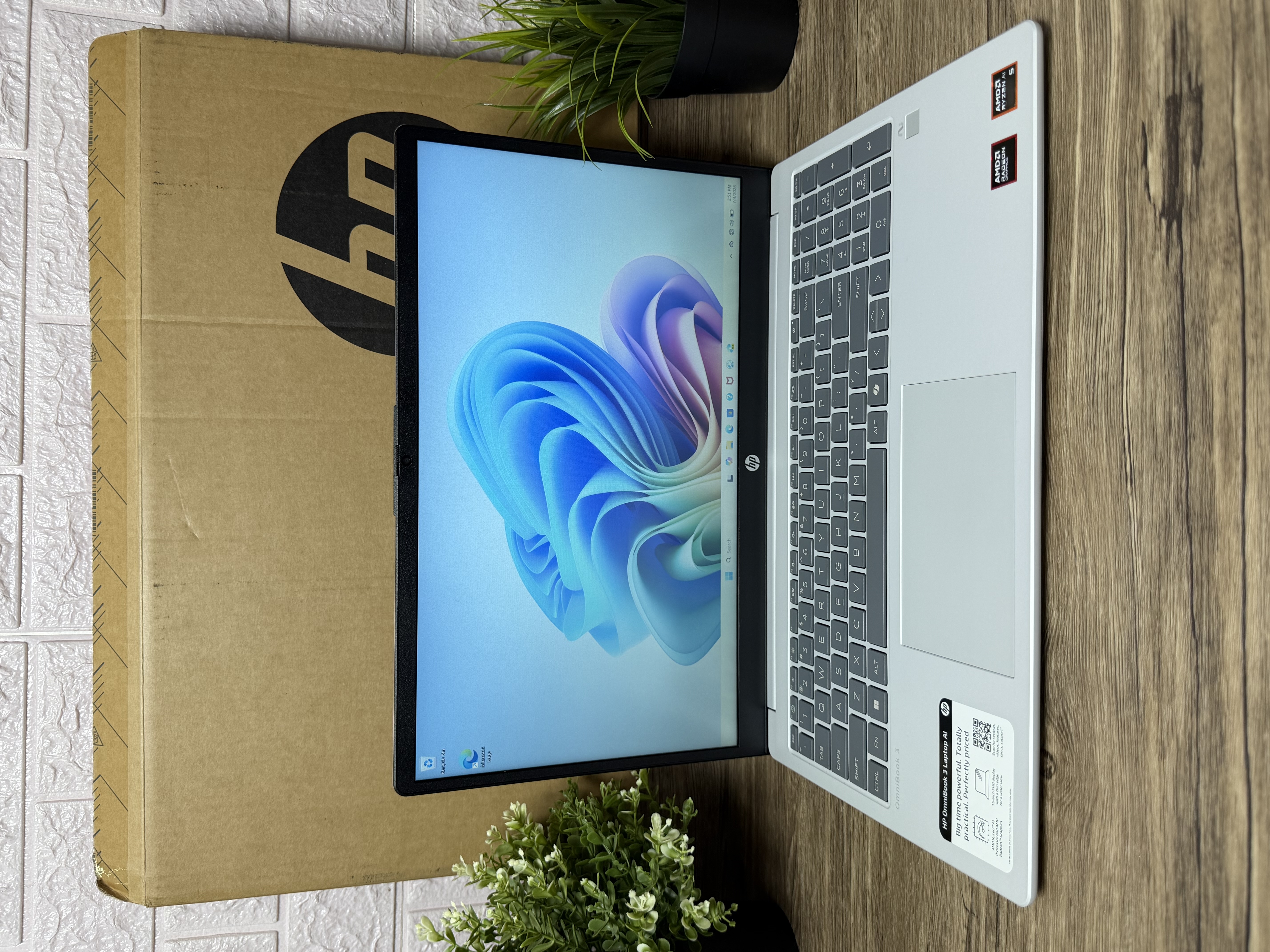 Hp OmniBook 15 Ryzen AI 5 350